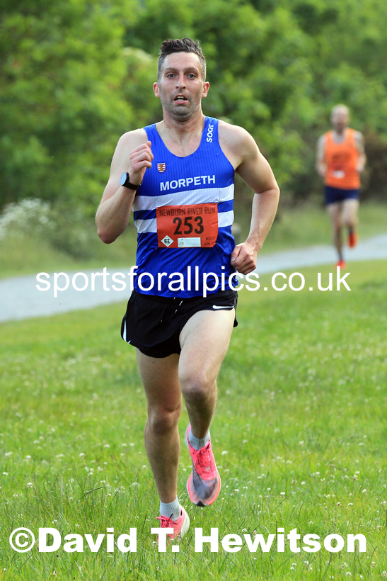 Newburn Riverside Run (organsied by Elswick Harriers), 2022 Newburn Riverside Run, Newcastle upon Tyne. Photo: David T. Hewitson/Sports for All Pics